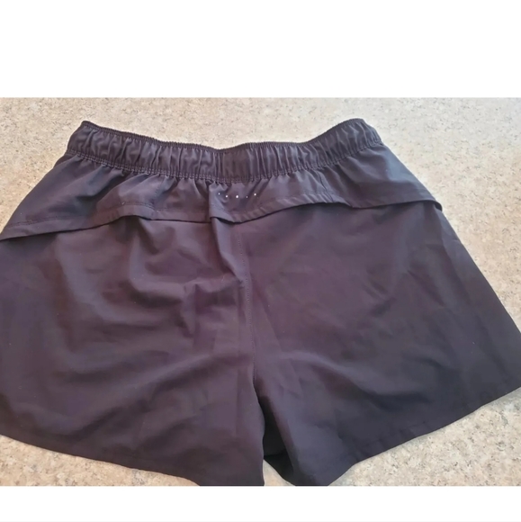 Layer8 Womens Running Shorts Medium Black Quick Dry Athletic Wear Loose shorts - Picture 5 of 6
